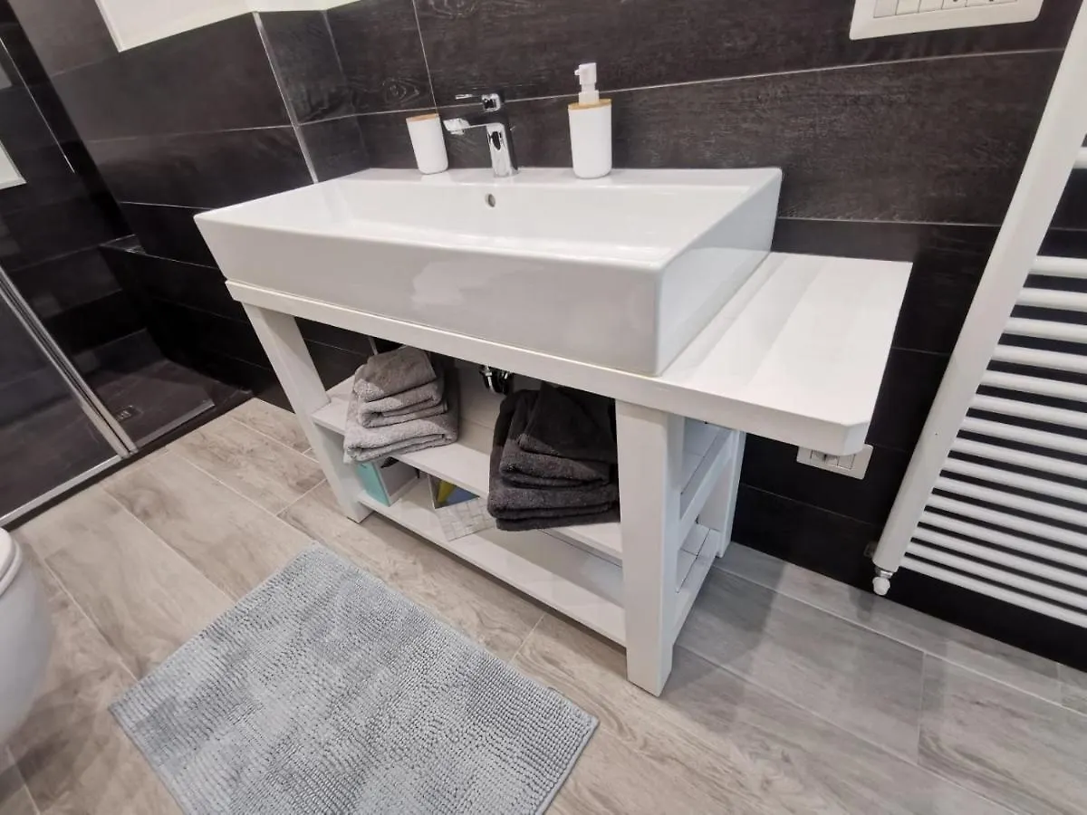 Apartment Galla House Gallarate Italy