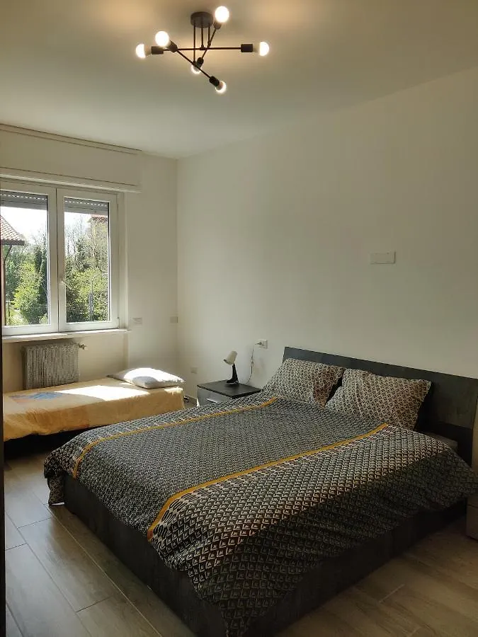 Galla House Gallarate 0*,